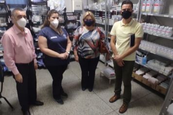 Medicamentos são entregues no PA de segunda a sexta das 17:00 as 7:00, e sábados, domingos e feriados em período integral.