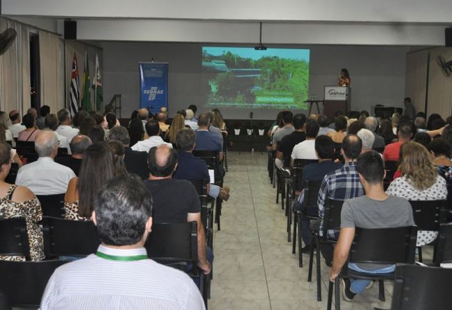 Evento debate caminhos para o desenvolvimento econômico de Espírito Santo do Pinhal a partir do turismo