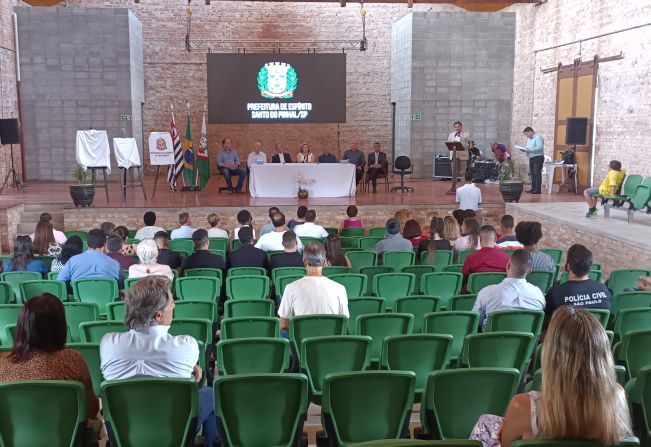 INAUGURADO O ESPAÇO CULTURAL NA ESTAÇÃO FERROVIÁRIA
