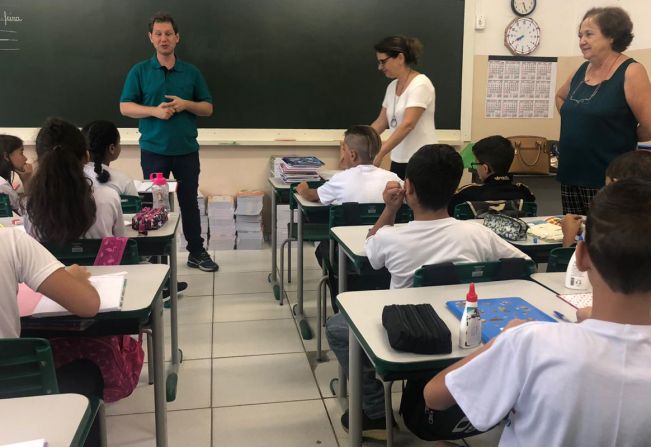 Alunos da rede municipal de Espírito Santo do Pinhal retornam às aulas
