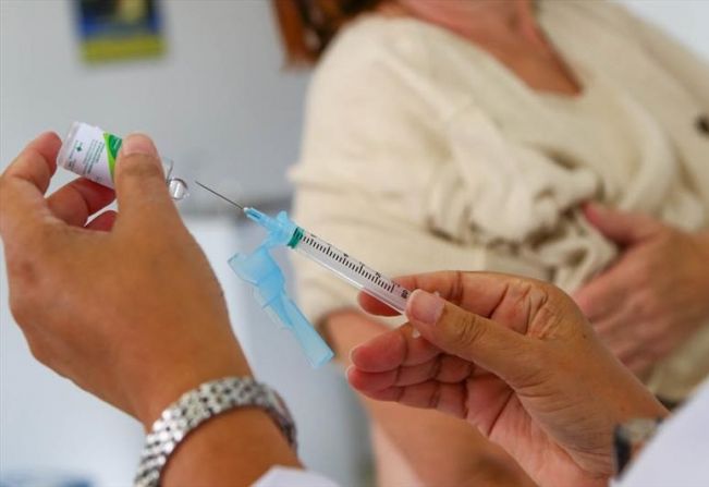 Campanha de vacinação contra gripe começa nesta segunda-feira, 23, em Espírito Santo do Pinhal 