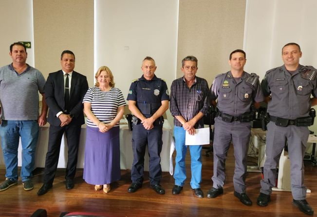 ADMINISTRAÇÃO MUNICIPAL ANUNCIA CONTRATAÇÃO DE SEGURANÇAS PARTICULARES PARA ESCOLAS MUNICIPAIS