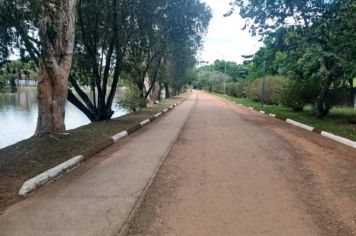 ADMINISTRAÇÃO MUNICIPAL TRABALHANDO PARA CONSERVAÇÃO E LIMPEZA.