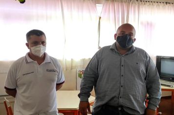 ADMINISTRAÇÃO MUNICIPAL, ATRAVÉS DA SECRETARIA DE SAÚDE AUMENTA CAPACIDADE DE ATENDIMENTO NO CENTRO DE COMBATE A GRIPE!