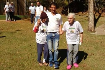 Centro Dia do Idoso visita Pousada Famiglia Barthô