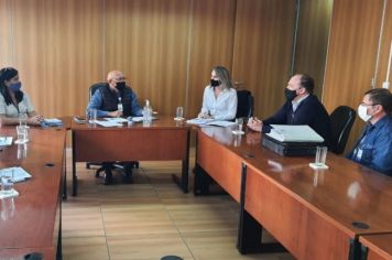 A Diretora de Educação, o Diretor de Obras e o Chefe do Setor de Projetos estiveram na FDE (Fundação para o Desenvolvimento da Educação)