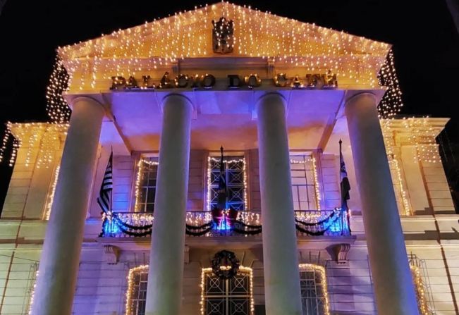 A MAGIA DO NATAL ESTÁ PRESENTE EM NOSSA CIDADE!