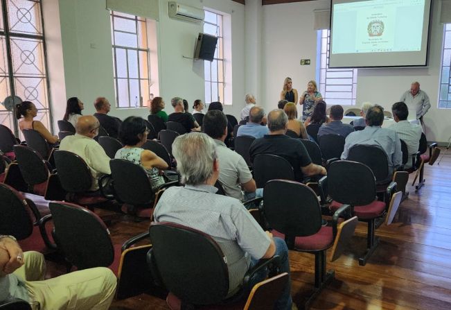 PREFEITURA APRESENTA REVISÃO DO PLANO DIRETOR DO TURISMO DE ESPÍRITO SANTO DO PINHAL