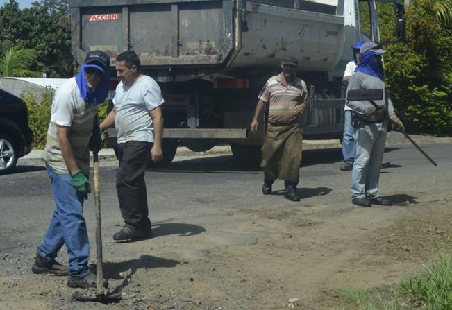 Operação tapa-buracos